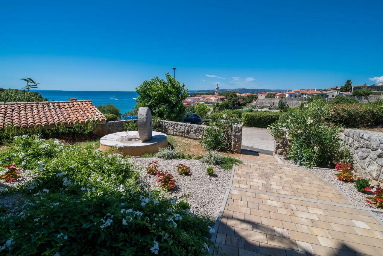 Franko & Ana Apartments Krk Town Exterior foto