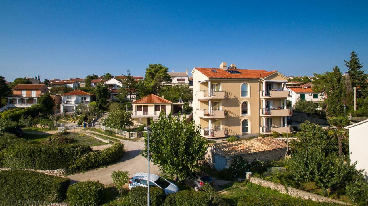 Franko & Ana Apartments Krk Town Exterior foto